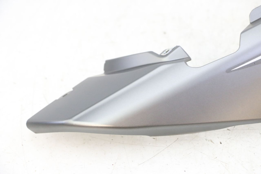 photo de REAR RIGHT PANEL KIDEN KD125-G 125 (2018 - 2022) - Distinctive features