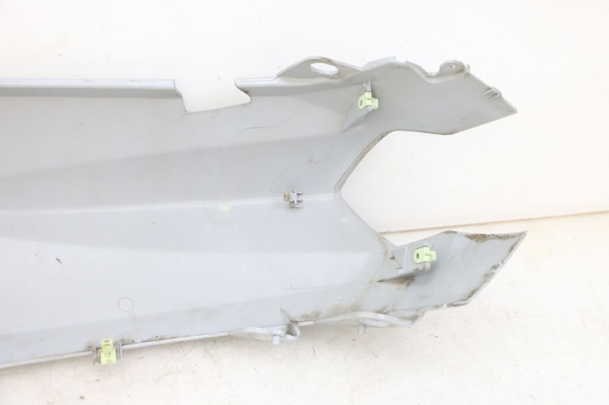 photo de REAR RIGHT PANEL PEUGEOT KISBEE 2T 50 (2018 - 2022) - Zoom on usage condition