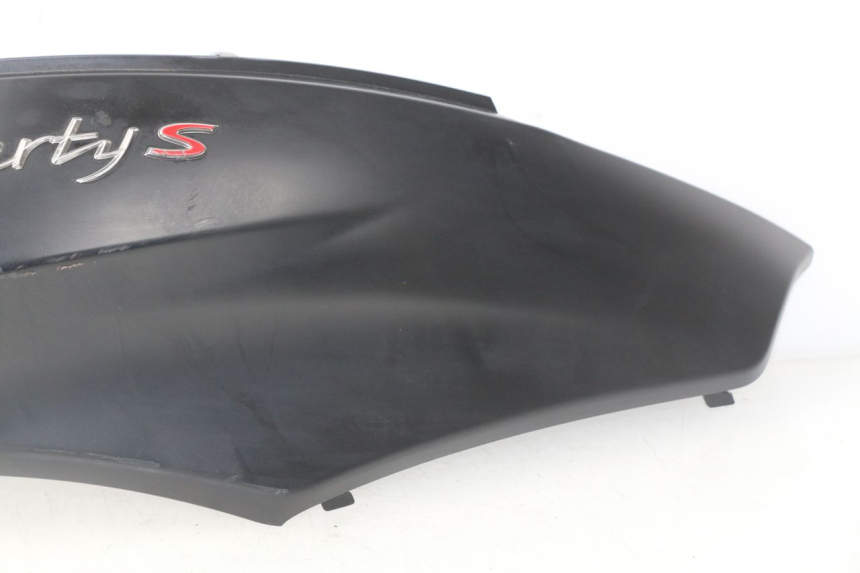 photo de RIGHT REAR SIDE PANEL PIAGGIO LIBERTY IGET 4T 50 (2015 - 2020) - Fixing points details