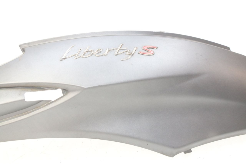 photo de RIGHT REAR SIDE PANEL PIAGGIO LIBERTY IGET 4T 50 (2015 - 2020) - Surface and material condition