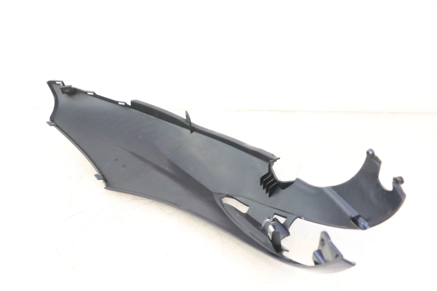 photo de RIGHT REAR SIDE PANEL PIAGGIO LIBERTY IGET 4T 50 (2015 - 2020) - Alternative perspective