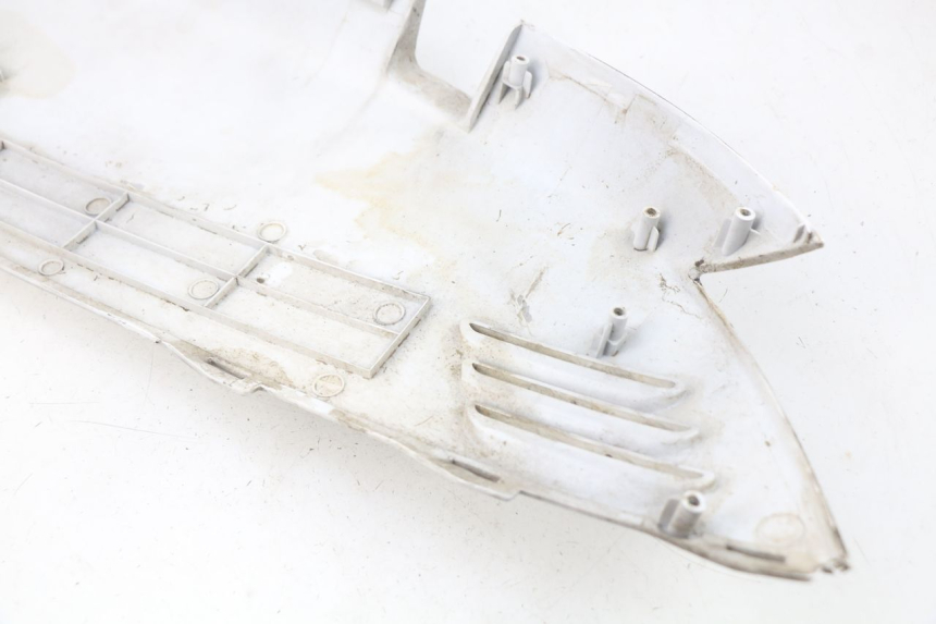 photo de REAR RIGHT PANEL KYMCO LIKE 2T 50 (2009 - 2018) - Alternative perspective