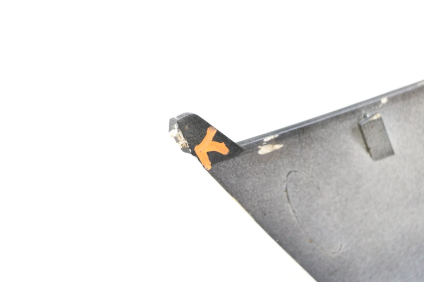 photo de REAR RIGHT PANEL MBK MACH G AC 50 (2002 - 2014) - Zoom on usage condition