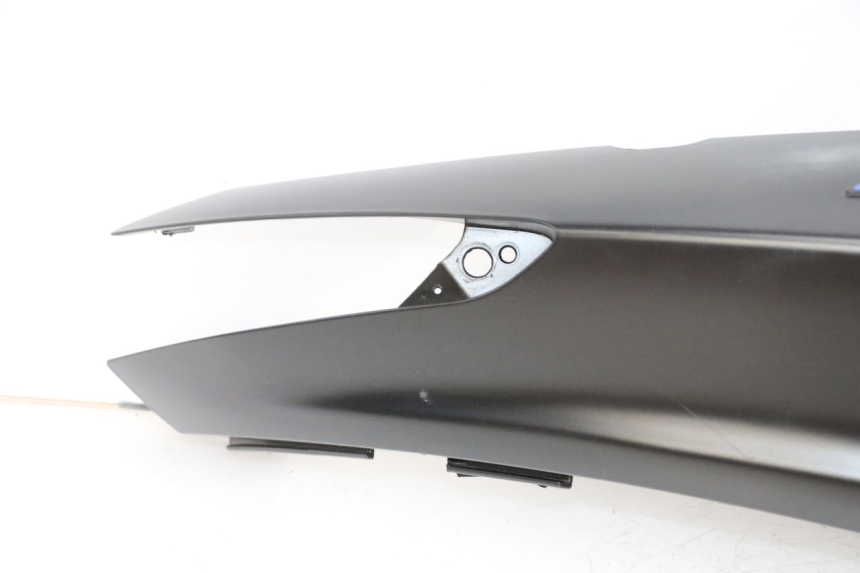 photo de REAR RIGHT PANEL PIAGGIO MP3 HPE 310 (2024 - 2025) - Detailed visual inspection