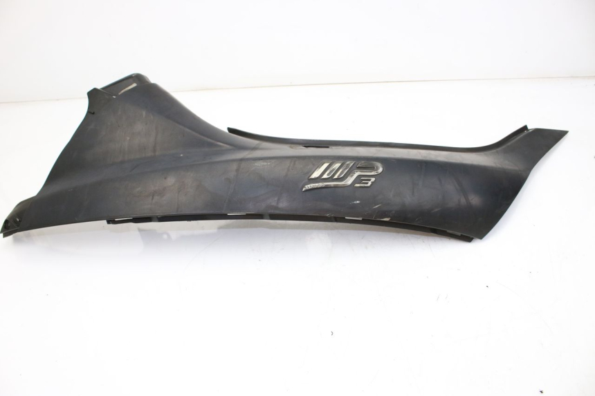 photo de RIGHT REAR SIDE PANEL PIAGGIO MP3 LT 300 (2010 - 2016) - Main view