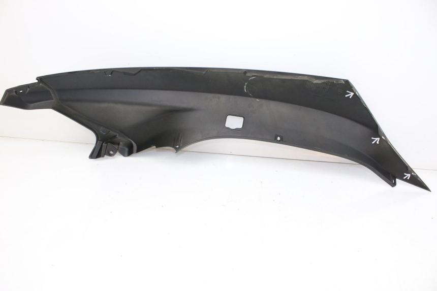 photo de RIGHT REAR SIDE PANEL PIAGGIO MP3 LT 300 (2010 - 2016) - Zoom on usage condition