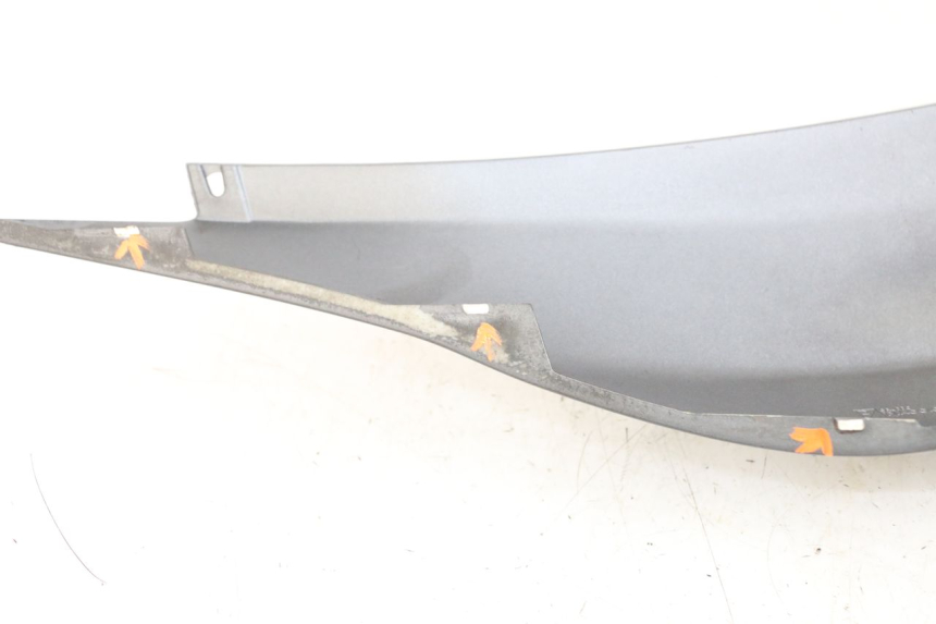 photo de REAR RIGHT PANEL PIAGGIO MP3 500 (2011 - 2015) - Alternative perspective