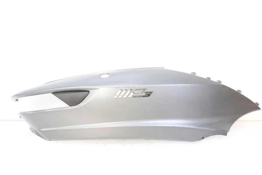 photo de RIGHT REAR SIDE PANEL PIAGGIO MP3 500 (2014 - 2017) - Main view