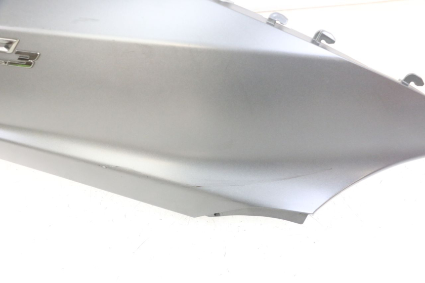 photo de RIGHT REAR SIDE PANEL PIAGGIO MP3 500 (2014 - 2017) - Additional view of the item