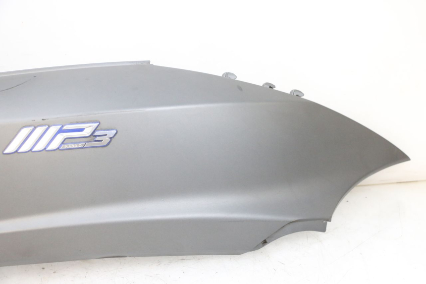 photo de REAR RIGHT PANEL PIAGGIO MP3 500 (2016 - 2018) - Distinctive features