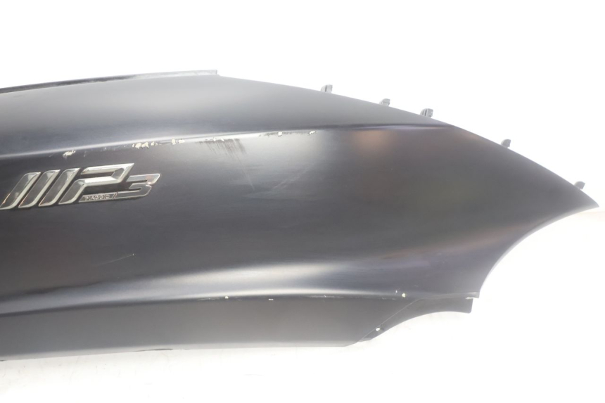 photo de REAR RIGHT PANEL PIAGGIO MP3 500 (2016 - 2018) - Zoom on usage condition