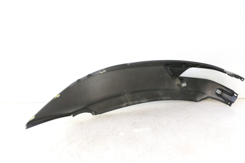 photo de REAR RIGHT PANEL PIAGGIO MP3 500 (2016 - 2018) - Surface and material condition