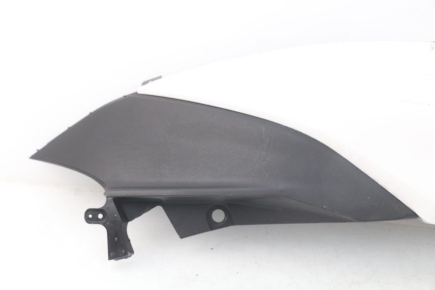 photo de REAR RIGHT PANEL MBK MW TRYPTIK 125 (2017 - 2022) - Alternative perspective
