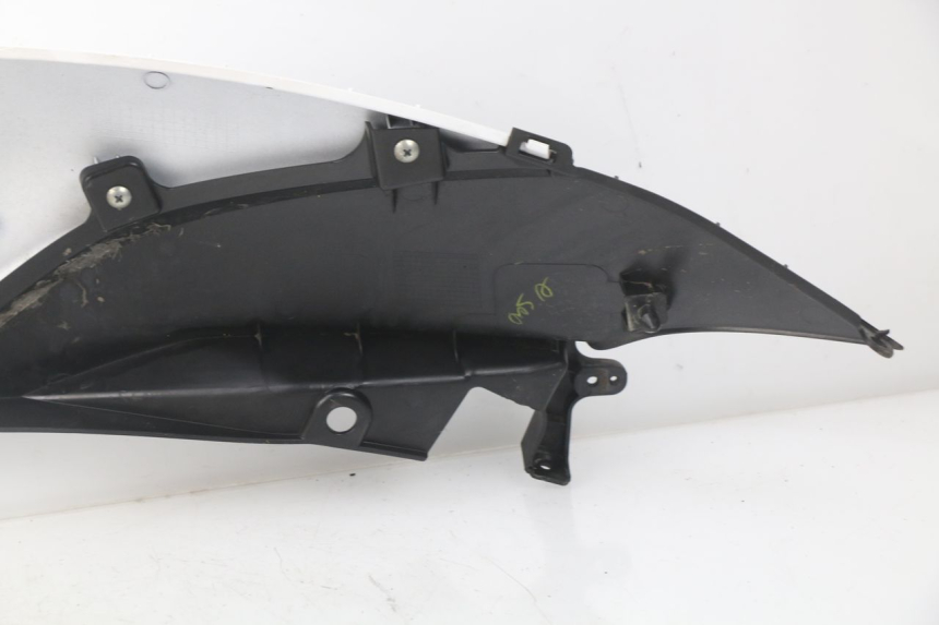 photo de REAR RIGHT PANEL MBK MW TRYPTIK 125 (2017 - 2022) - Product overview