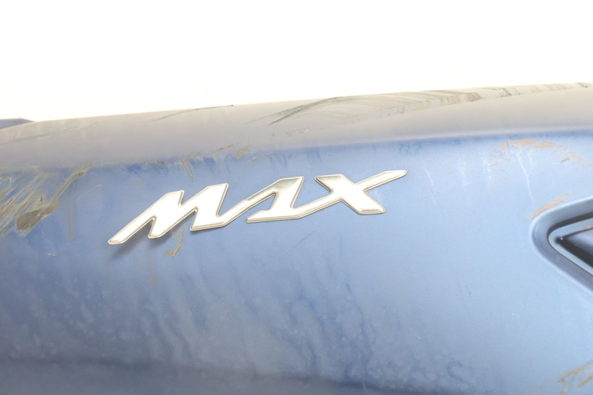 photo de REAR RIGHT PANEL YAMAHA N-MAX NMAX 125 (2021 - 2024) - Technical close-up