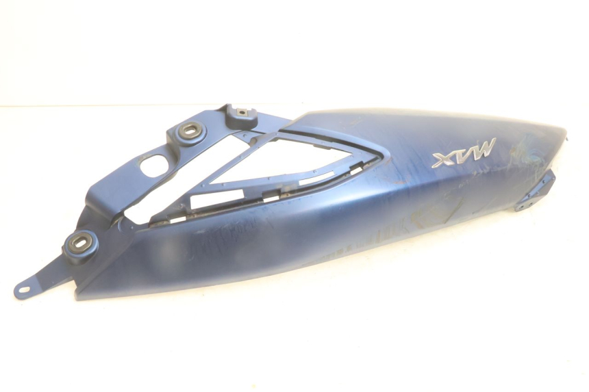 photo de REAR RIGHT PANEL YAMAHA N-MAX NMAX 125 (2021 - 2024) - Surface and material condition