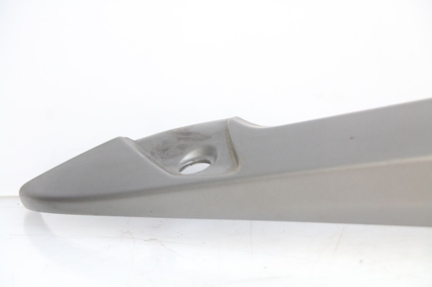 photo de RIGHT REAR SIDE PANEL GILERA NEXUS 125 (2009 - 2013) - High-resolution close-up