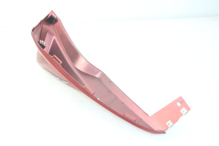 photo de REAR RIGHT PANEL MBK NITRO 2T 50 (2013 - 2017) - Zoom on usage condition