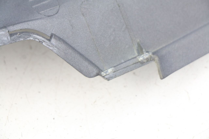 photo de REAR RIGHT PANEL SYM ORBIT 2 4T 50 (2008 - 2017) - Alternative perspective