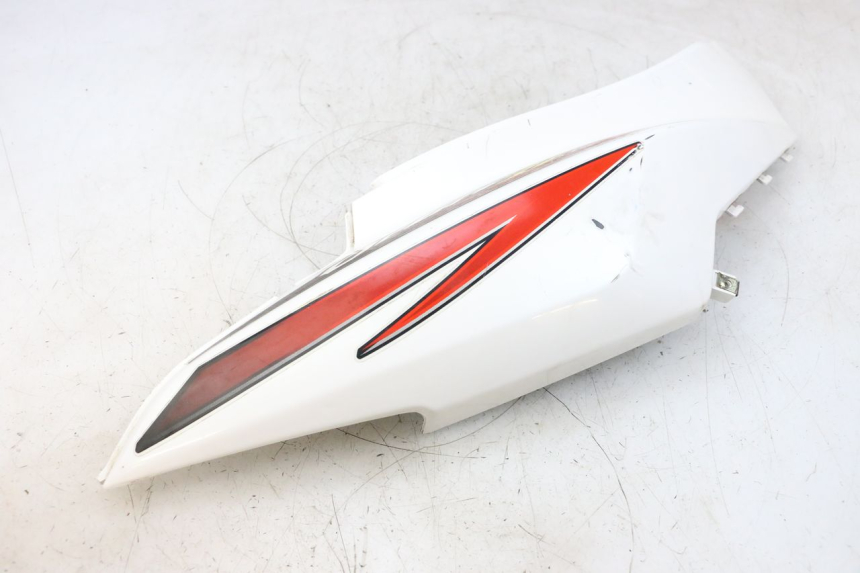 photo de REAR RIGHT PANEL SYM ORBIT 2 50 (2008 - 2014) - Distinctive features