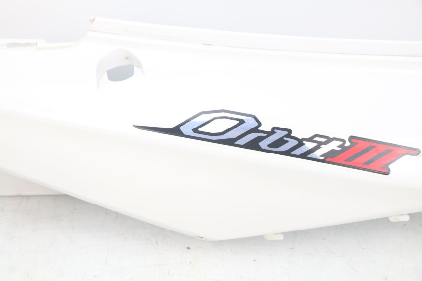 photo de RIGHT REAR SIDE PANEL SYM ORBIT III 3 4T 50 (2018 - 2021) - Distinctive features