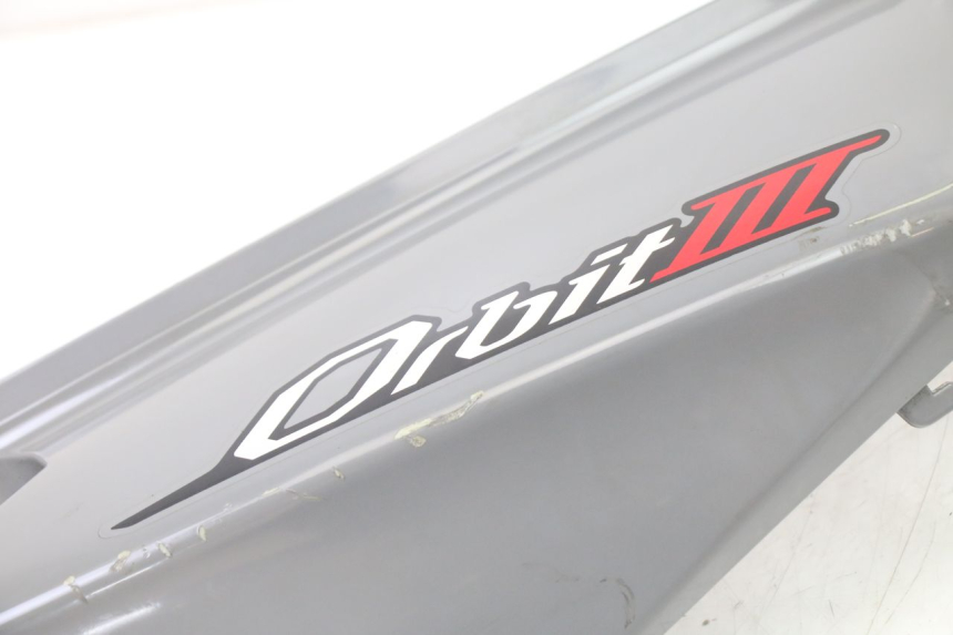 photo de REAR RIGHT PANEL SYM ORBIT III 3 4T 50 (2021 - 2025) - Alternative perspective