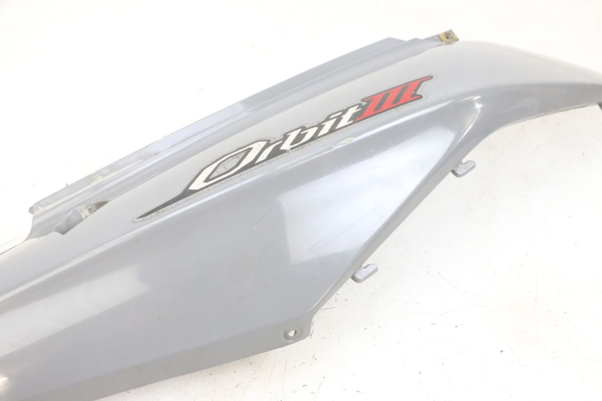 photo de REAR RIGHT PANEL SYM ORBIT III 3 4T 50 (2021 - 2025) - Fixing points details