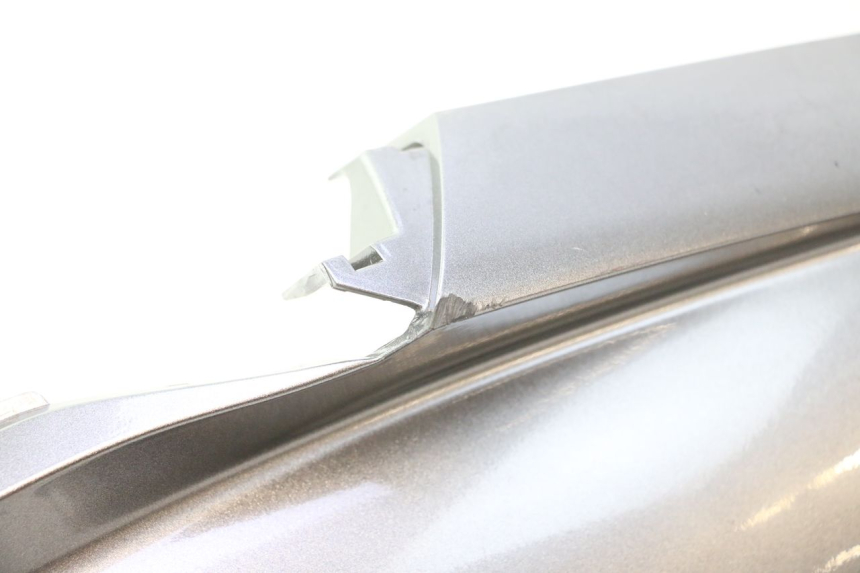 photo de REAR RIGHT PANEL HONDA PCX (JF28) 125 (2009 - 2011) - High-resolution close-up