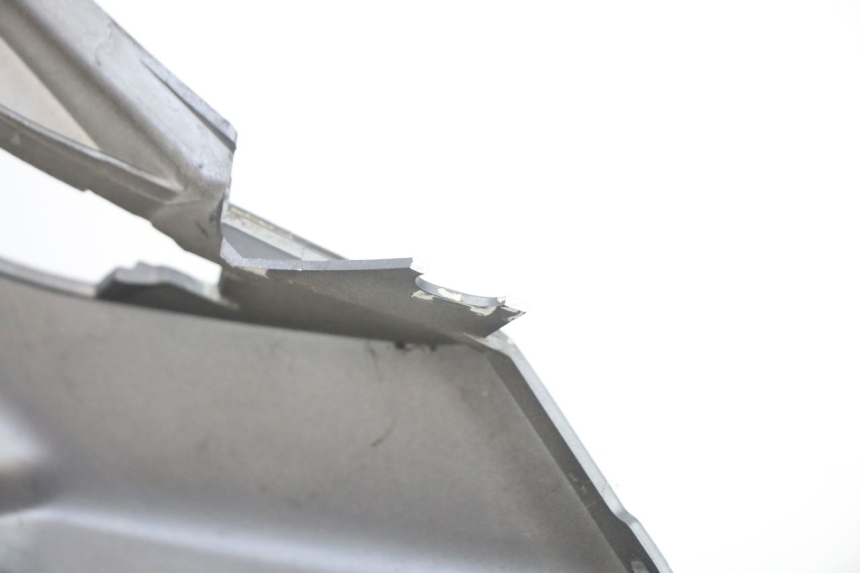 photo de REAR RIGHT PANEL PEUGEOT SATELIS 125 (2013 - 2018) - Component zoom