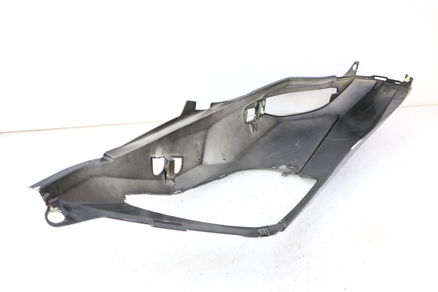 photo de REAR RIGHT PANEL PEUGEOT SATELIS COMPRESSOR K15 125 (2006 - 2009) - Technical close-up