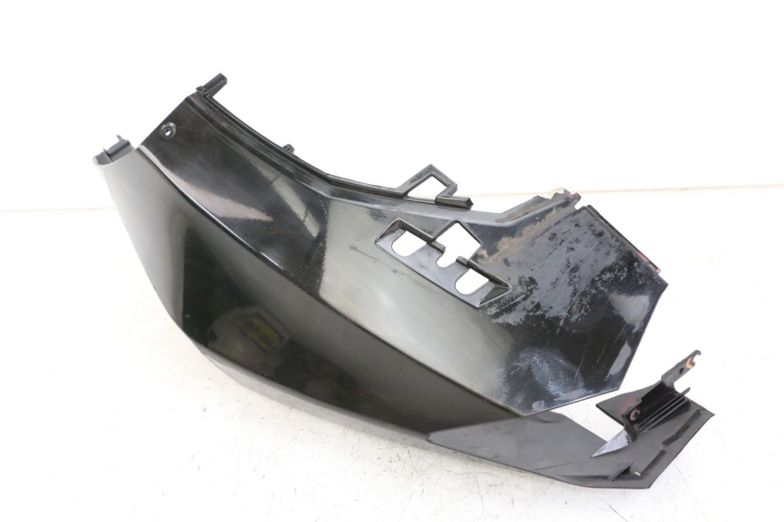 photo de REAR RIGHT PANEL PEUGEOT SPEEDFIGHT 3 LC 2T 50 (2009 - 2015) - Technical close-up
