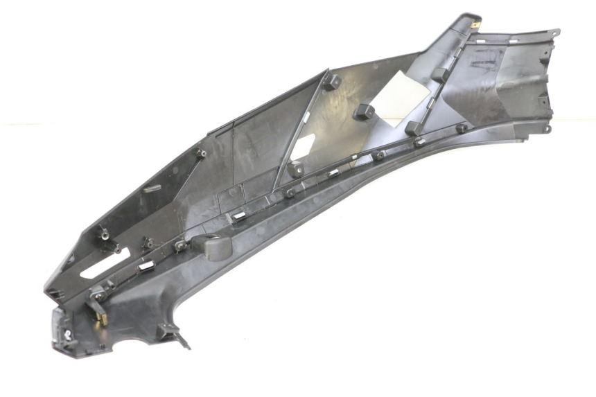 photo de RIGHT REAR SIDE PANEL PEUGEOT TWEET 4T 50 (2023 - 2025) - Zoom on usage condition