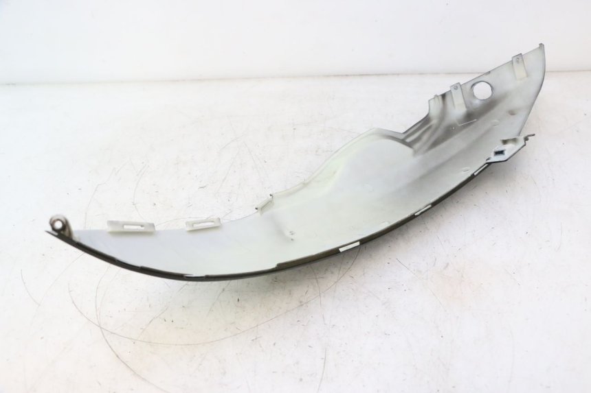 photo de REAR RIGHT PANEL TNT MOTOR ROMA 12' 2T 50 (2007 - 2018) - Zoom on usage condition