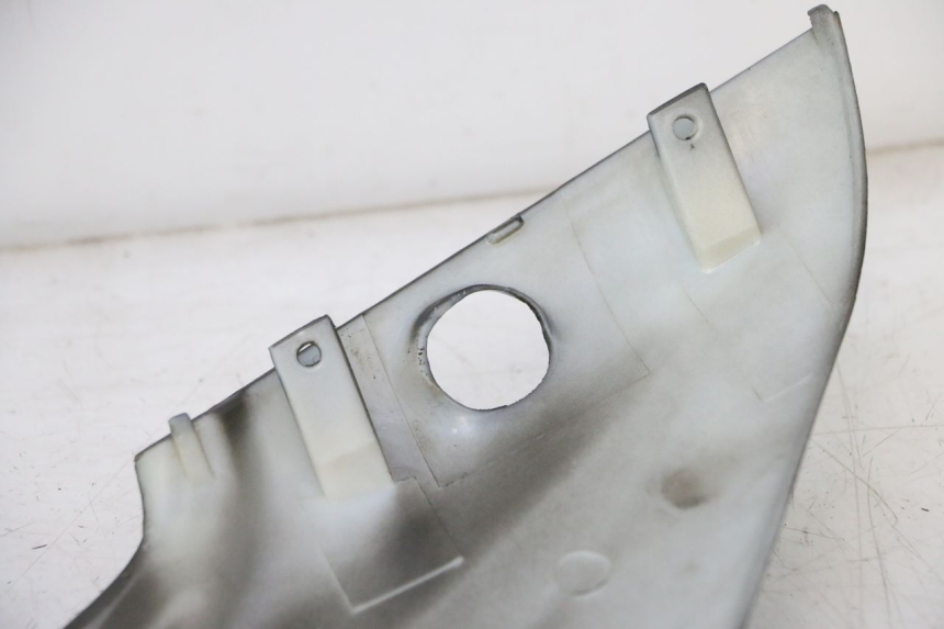 photo de REAR RIGHT PANEL TNT MOTOR ROMA 12' 2T 50 (2007 - 2018) - Technical close-up
