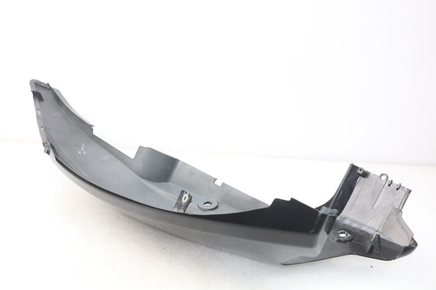 photo de RIGHT REAR SIDE PANEL DAELIM S2 FI 125 (2008 - 2017) - Technical close-up