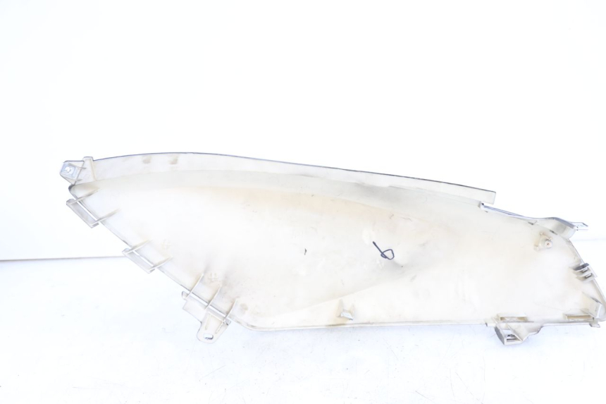 photo de REAR RIGHT PANEL JM MOTORS SANTANA 50 (2014 - 2023) - Technical close-up