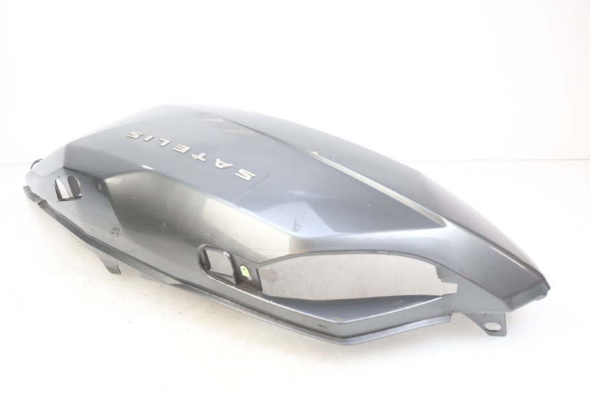 photo de RIGHT REAR SIDE PANEL PEUGEOT SATELIS 125 (2010 - 2012) - Fixing points details