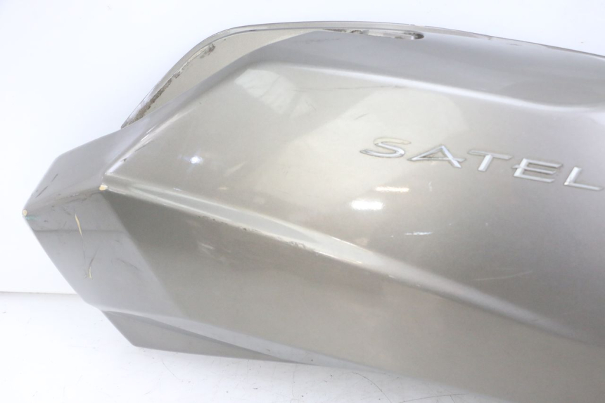 photo de REAR RIGHT PANEL PEUGEOT SATELIS 125 (2013 - 2018) - Additional view of the item
