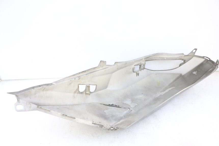 photo de REAR RIGHT PANEL PEUGEOT SATELIS 125 (2013 - 2018) - Product overview