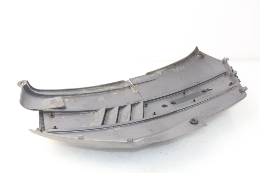 photo de REAR RIGHT PANEL PEUGEOT SC 50 (1988 - 1992) - Zoom on usage condition