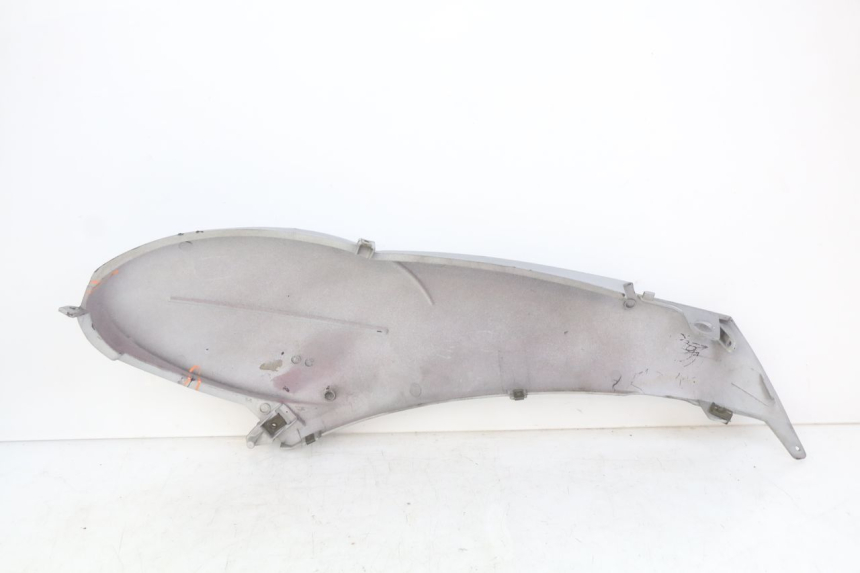 photo de RIGHT REAR SIDE PANEL APRILIA SCARABEO LIGHT 125 (2007 - 2011) - Fixing points details