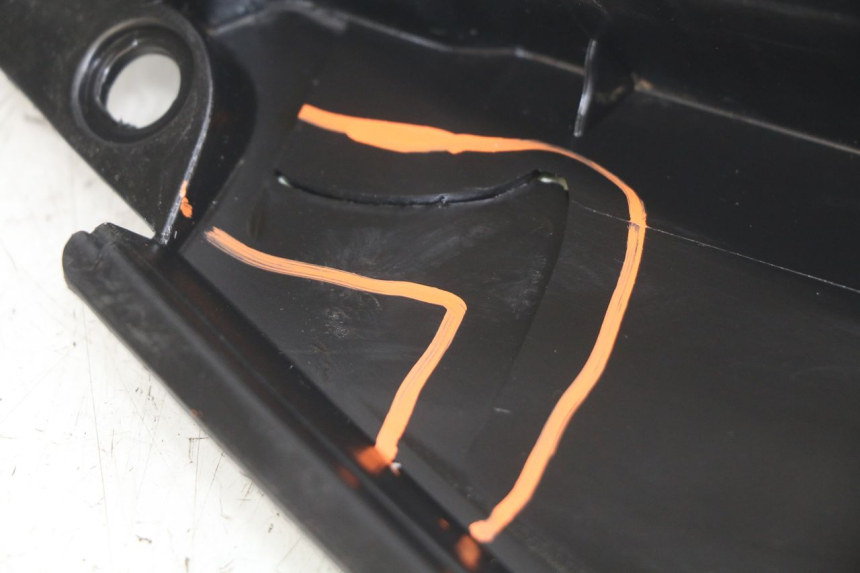 photo de RIGHT REAR SIDE PANEL SHERCO SM-R 50 (2018 - 2021) - Alternative perspective