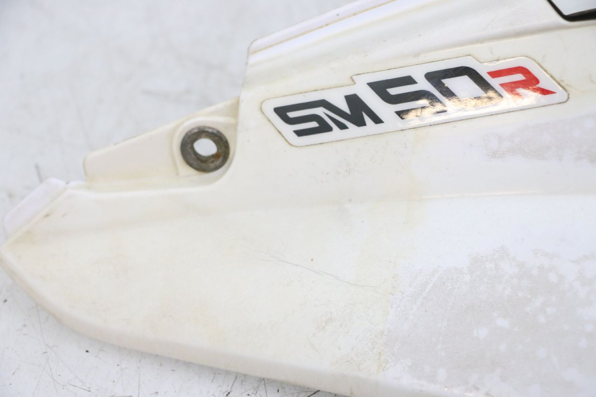photo de REAR RIGHT PANEL SHERCO SM-R 50 (2013 - 2017) - Surface and material condition
