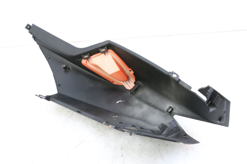 photo de REAR RIGHT PANEL PEUGEOT SPEEDFIGHT 4 2T 50 (2015 - 2019) - Alternative perspective