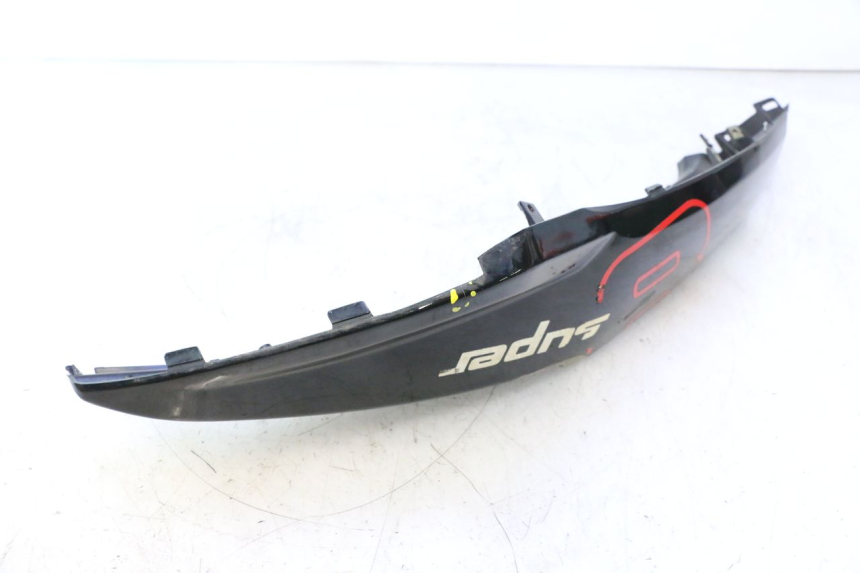 photo de REAR RIGHT PANEL KYMCO SUPER 8 2T 50 (2007 - 2013) - High-resolution close-up