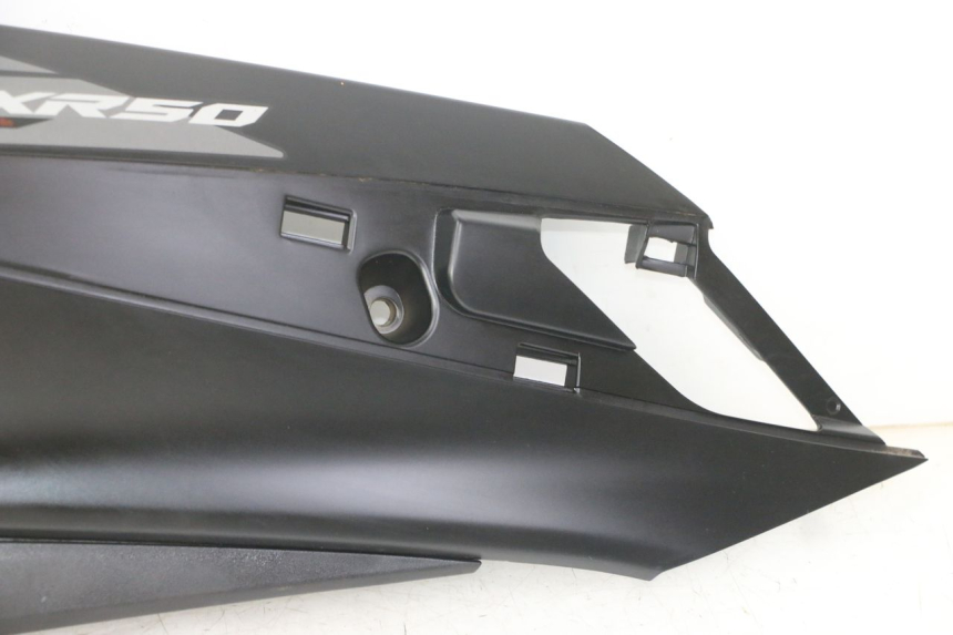 photo de RIGHT REAR SIDE PANEL APRILIA SXR 50 (2021 - 2023) - Checked used part