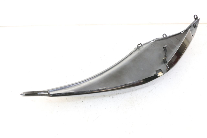 photo de REAR RIGHT PANEL SYM ORBIT 2 4T 50 (2008 - 2017) - Alternative perspective