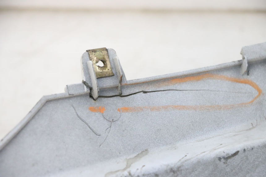 photo de REAR RIGHT PANEL PEUGEOT TWEET PRO EFI 4T 50 (2021 - 2022) - Component detail