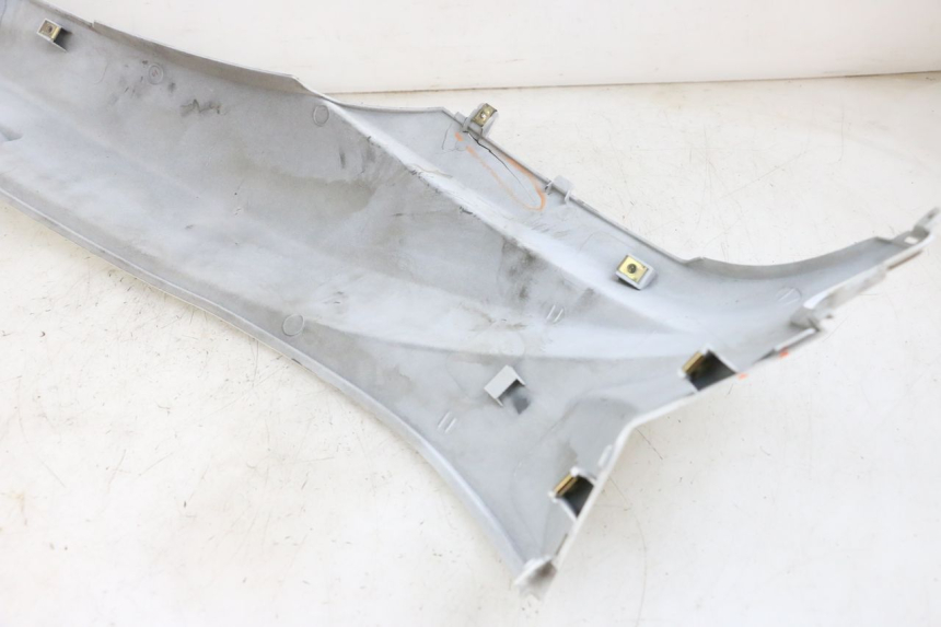 photo de REAR RIGHT PANEL PEUGEOT TWEET PRO EFI 4T 50 (2021 - 2022) - Product overview