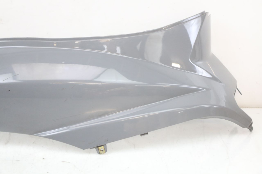 photo de REAR RIGHT PANEL PEUGEOT TWEET 125 (2018 - 2021) - Alternative perspective